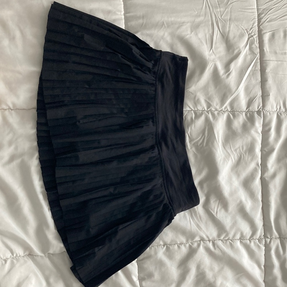 Lululemon Pleaded to the street mini Skirt